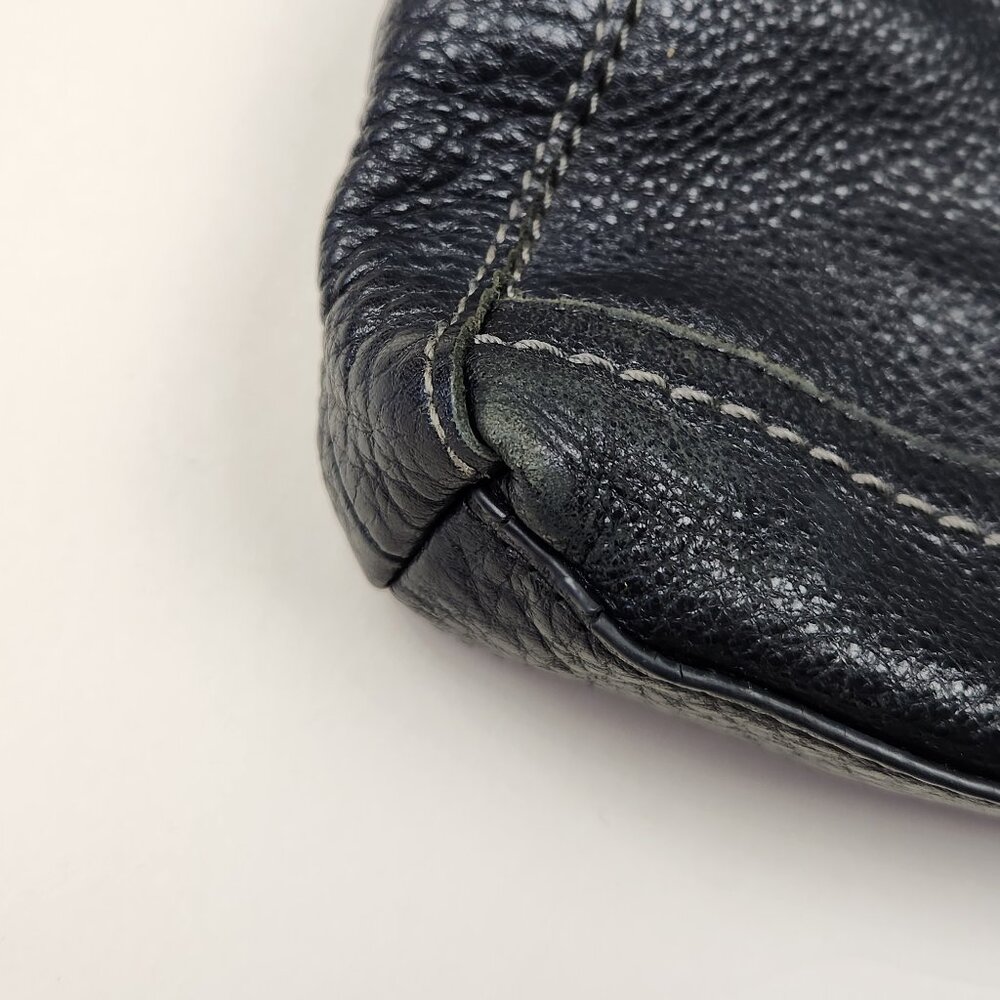 The Sak Iris Leather Crossbody Purse Black - Picture 7 of 15